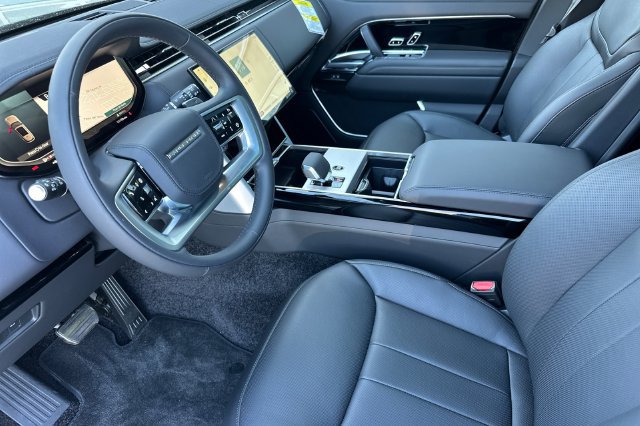 New 2026 Land Rover Range Rover SE AWD/4WD image 9