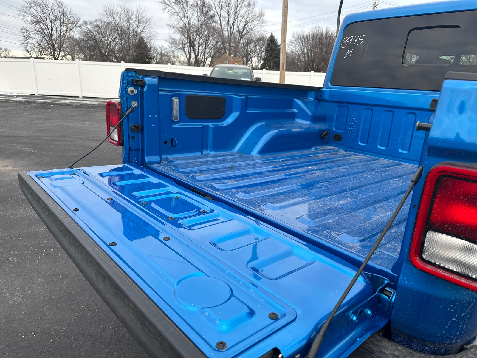New 2026 Jeep Gladiator Sport AWD/4WD image 18