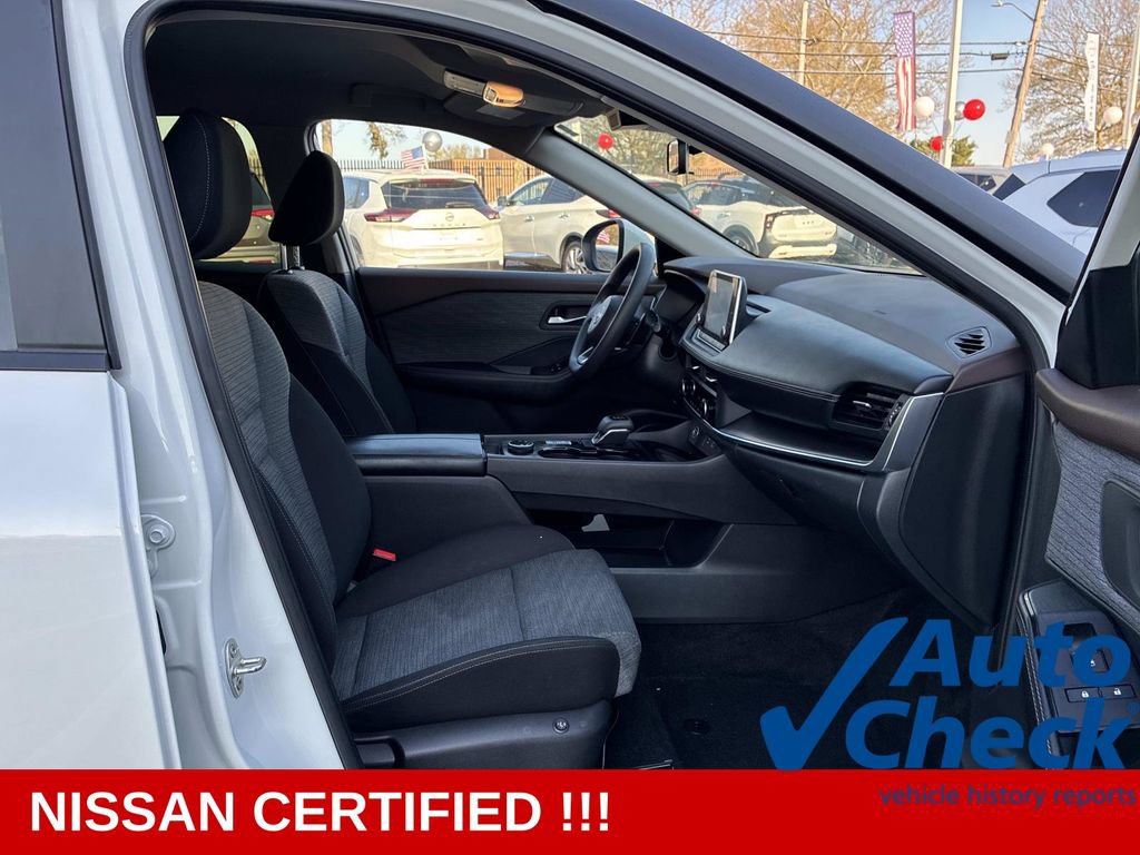Certified 2023 Nissan Rogue SV AWD/4WD image 10