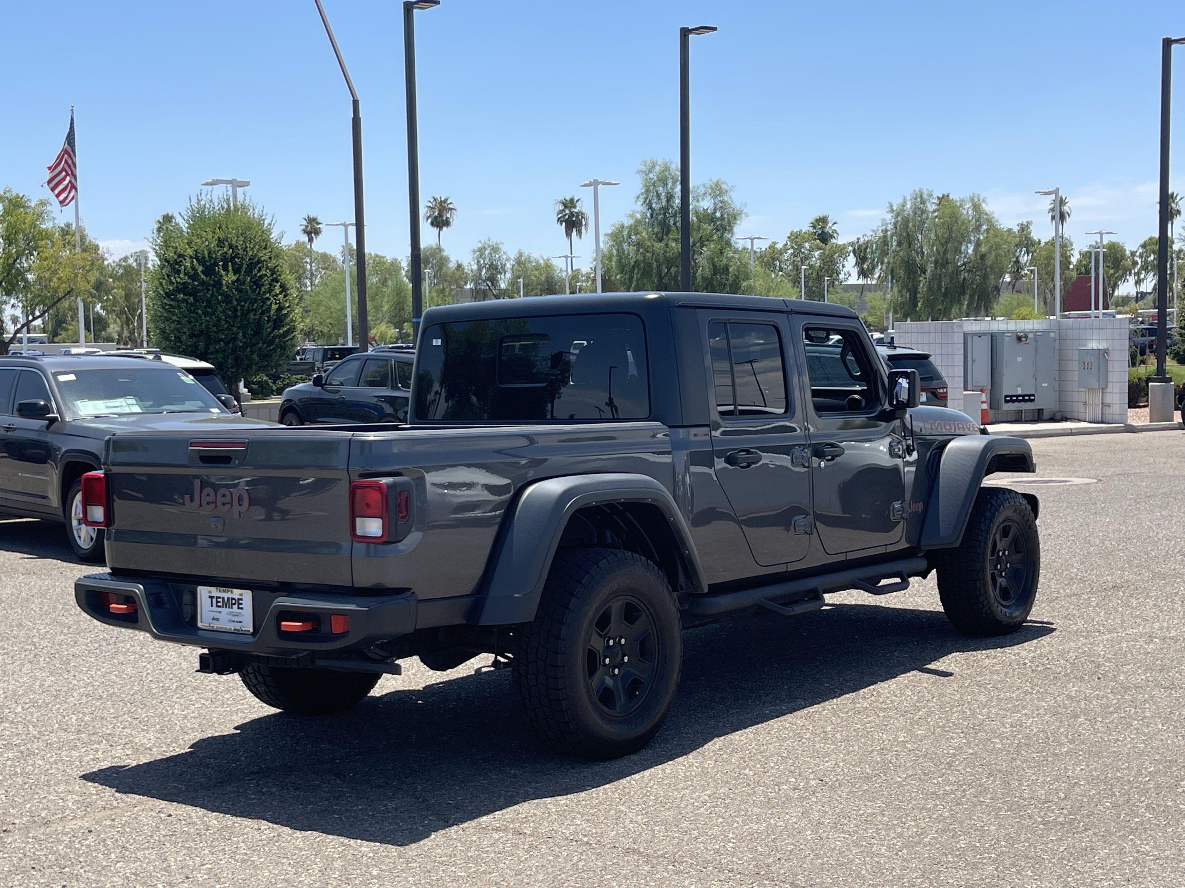 Used 2021 Jeep Gladiator Mojave AWD/4WD image 5