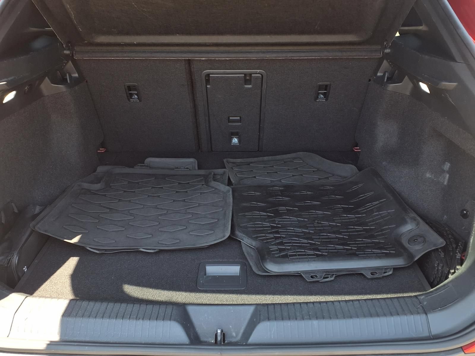 Used 2021 Volkswagen ID.4 Pro S w/ Gradient Package RWD image 8