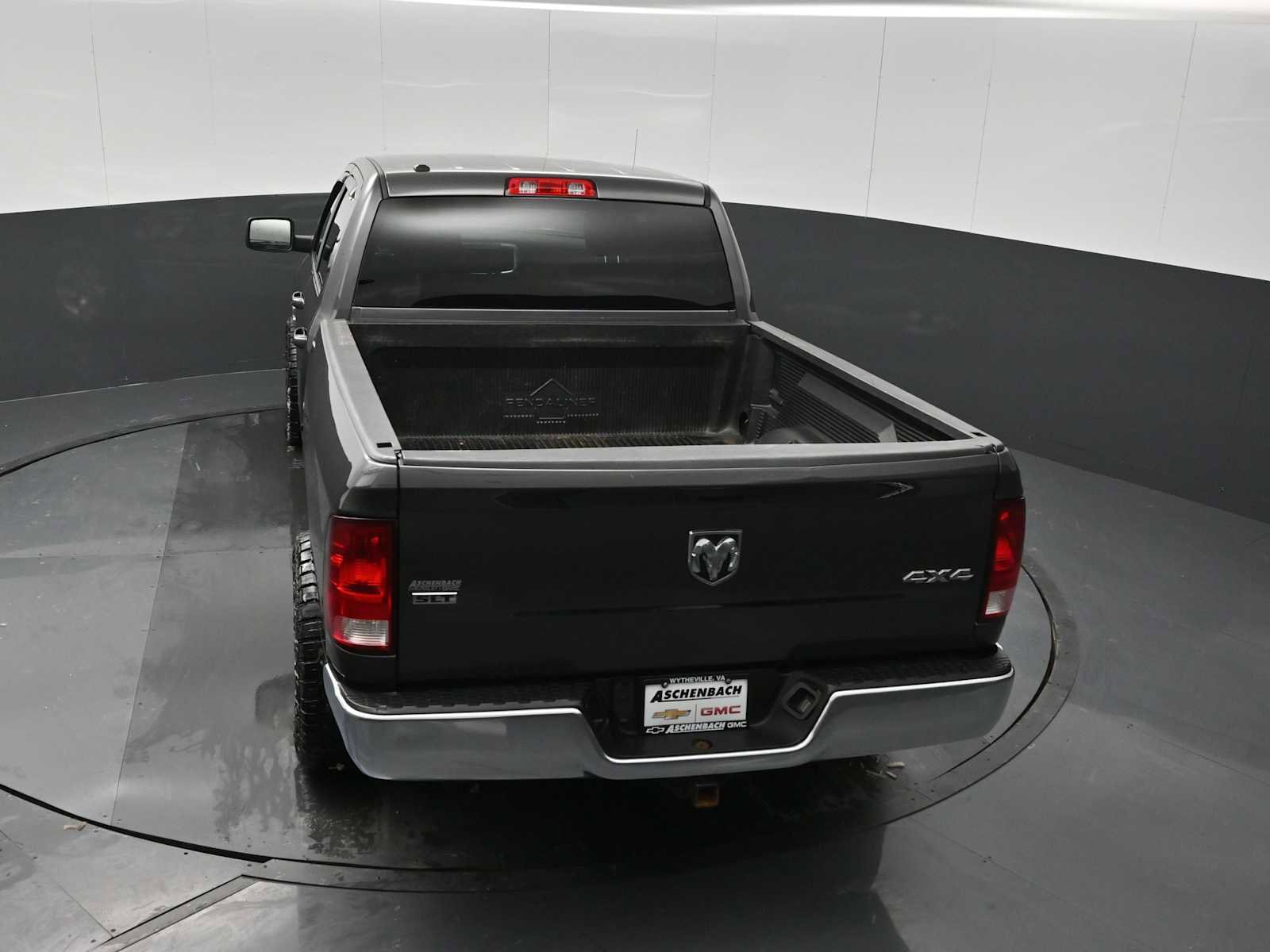 Used 2021 RAM 1500 Classic SLT image 16