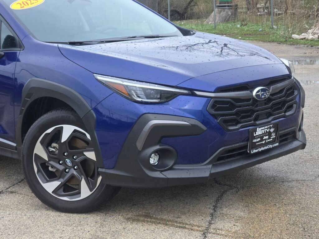 Certified 2025 Subaru Crosstrek 2.5i Limited AWD/4WD image 2