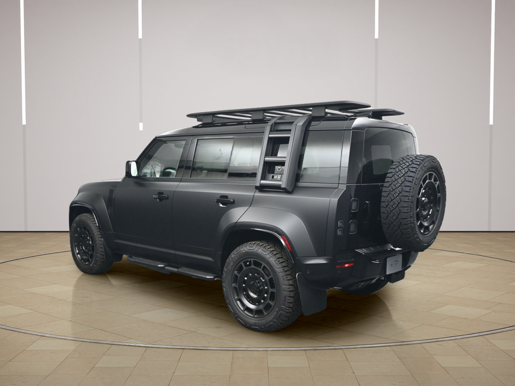 New 2026 Land Rover Defender 110 AWD/4WD image 3