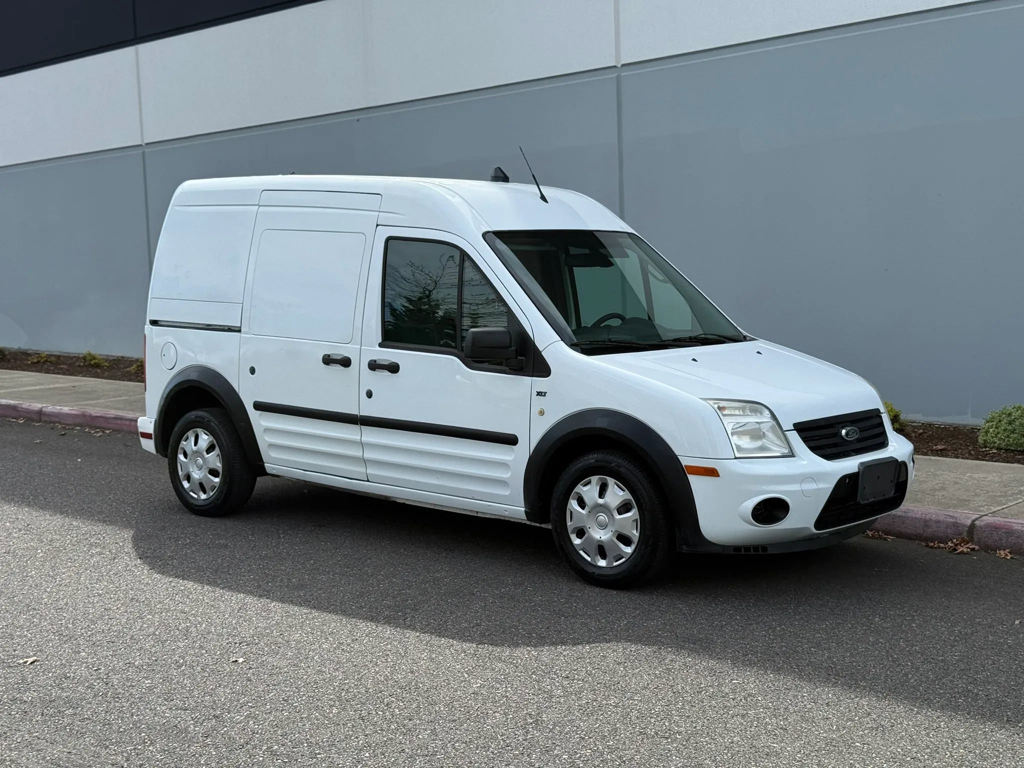 Used 2013 Ford Transit Connect XLT FWD image 8