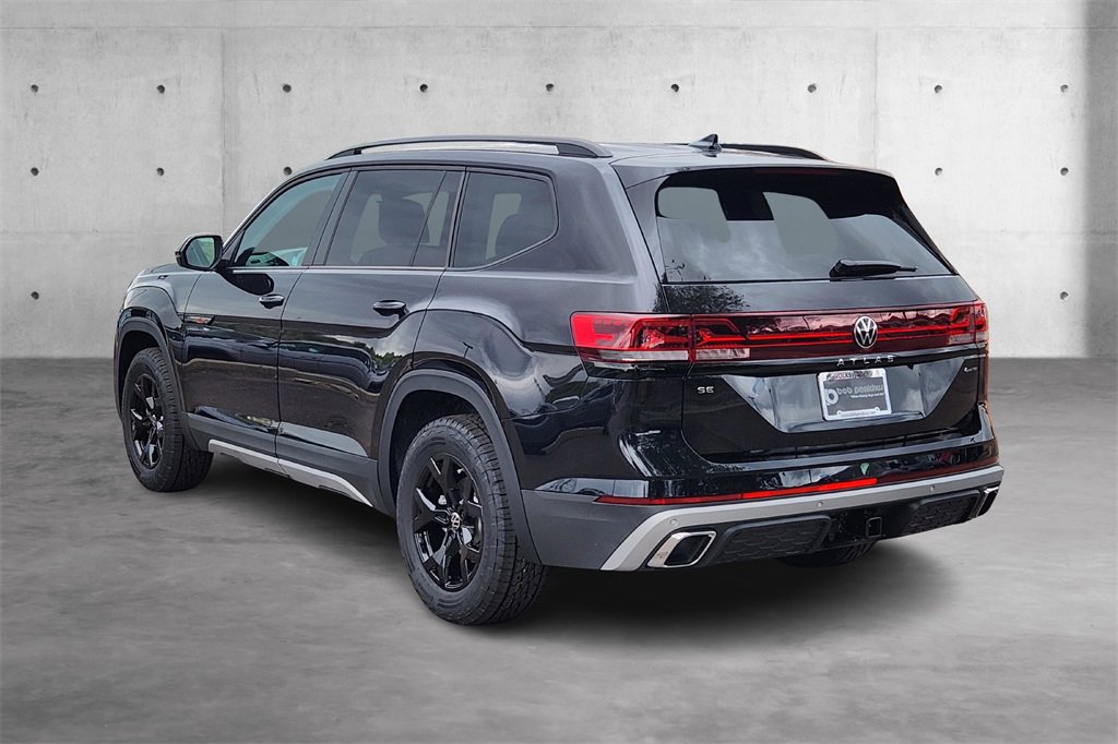 New 2025 Volkswagen Atlas Peak Edition SE image 28