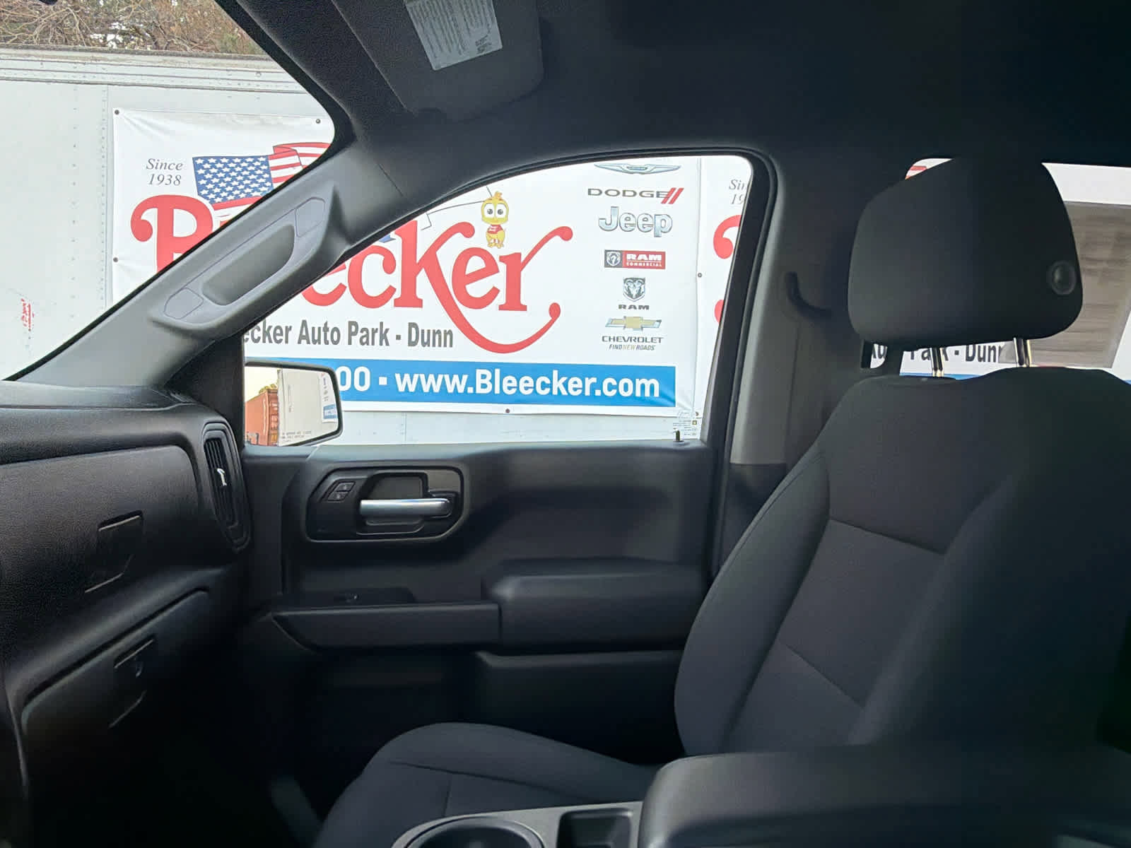 Used 2021 Chevrolet Silverado 1500 Custom Trail Boss image 28