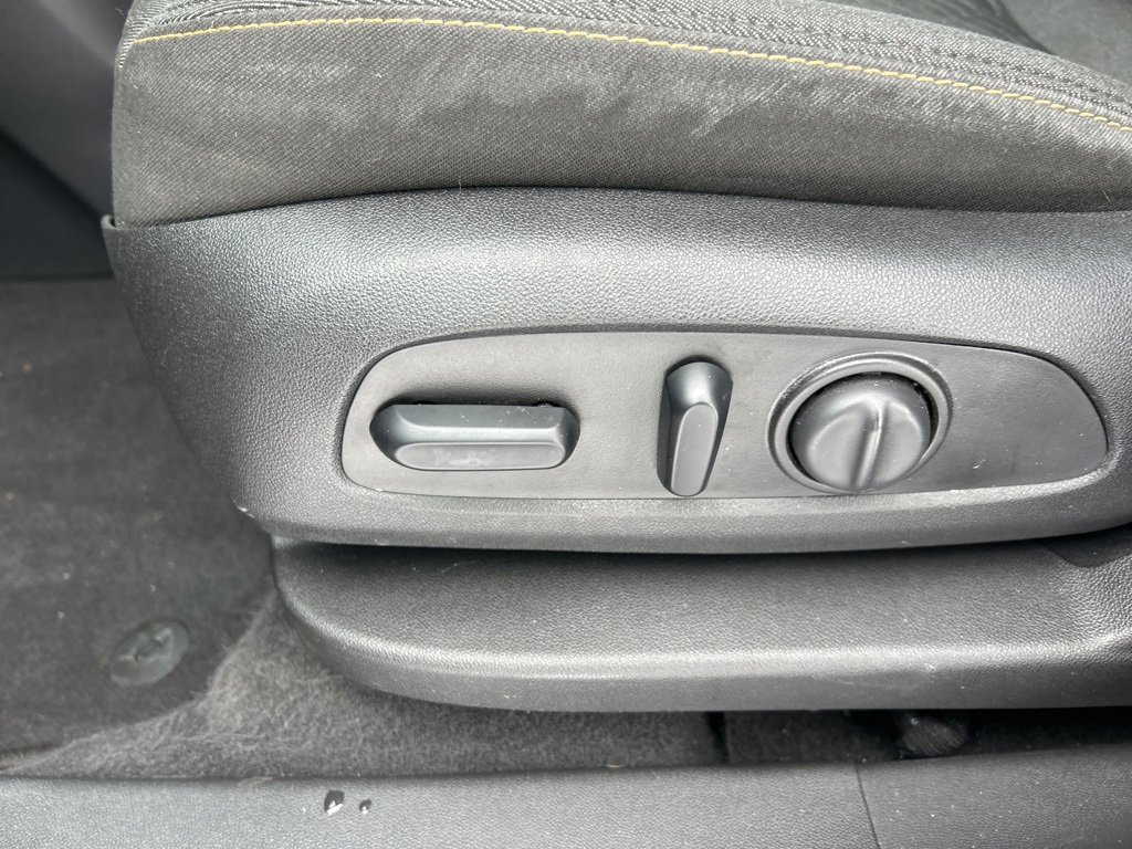 Used 2019 Chevrolet Equinox LT image 29