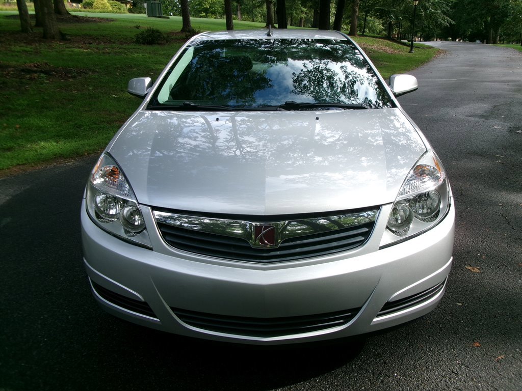 Used 2009 Saturn Aura XR image 2