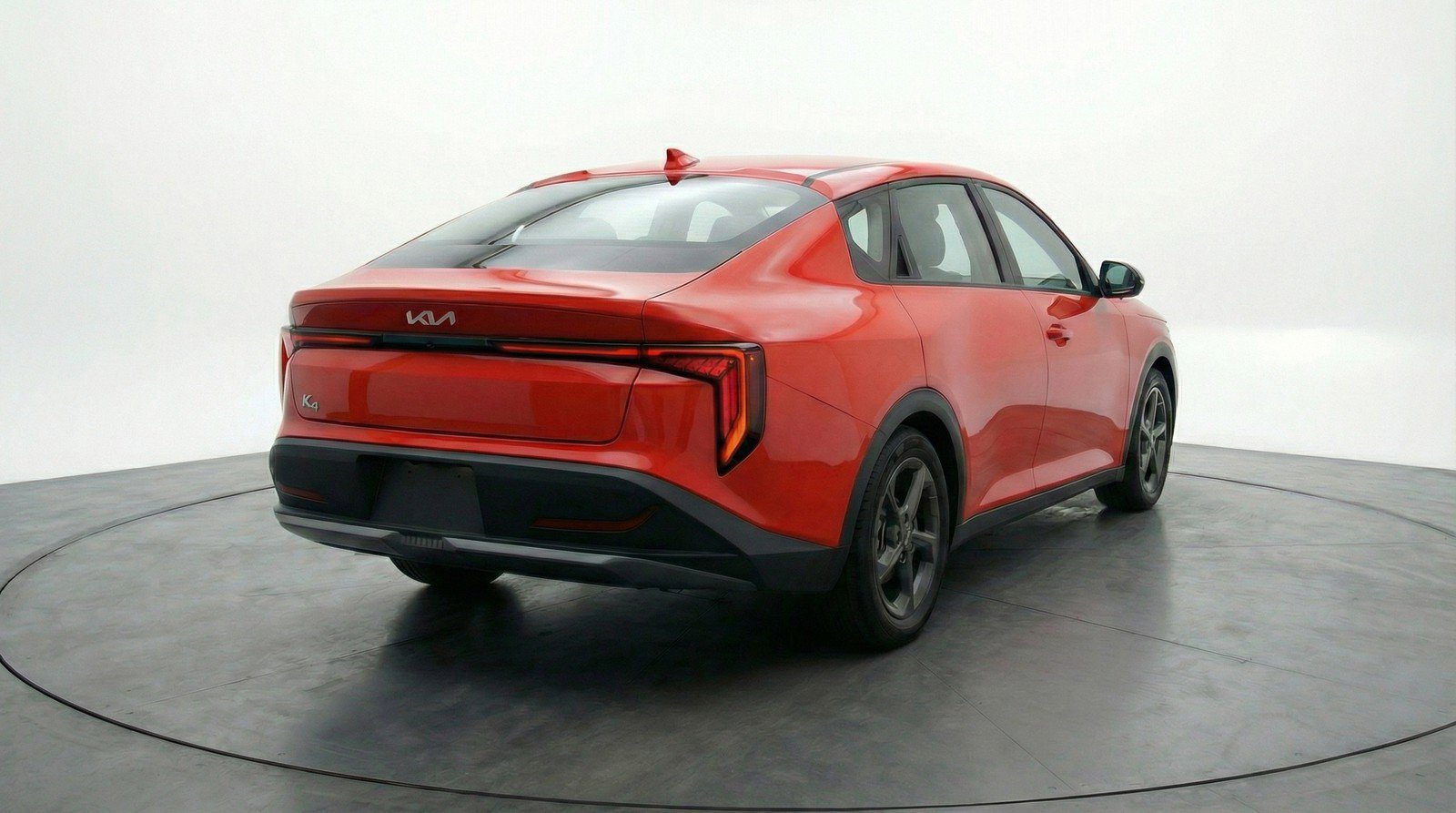 Used 2025 Kia K4 LXS image 9