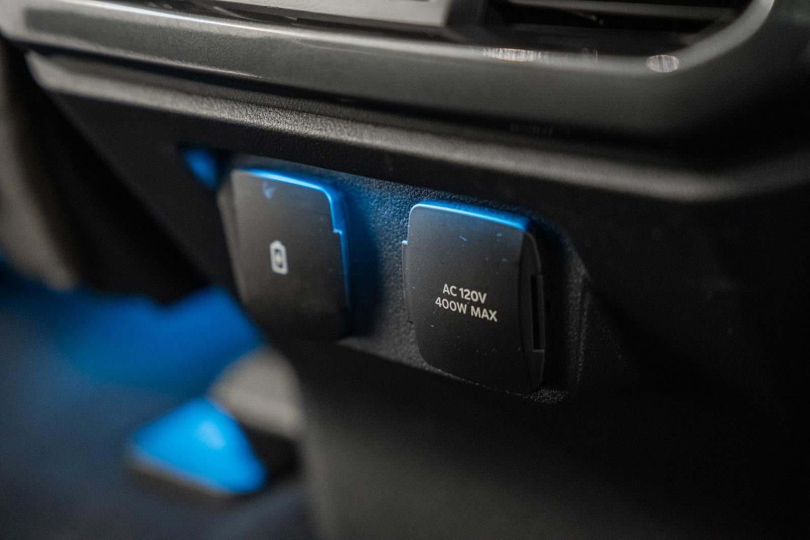 Used 2023 Ford F150 Lariat w/ Equipment Group 502A High image 43