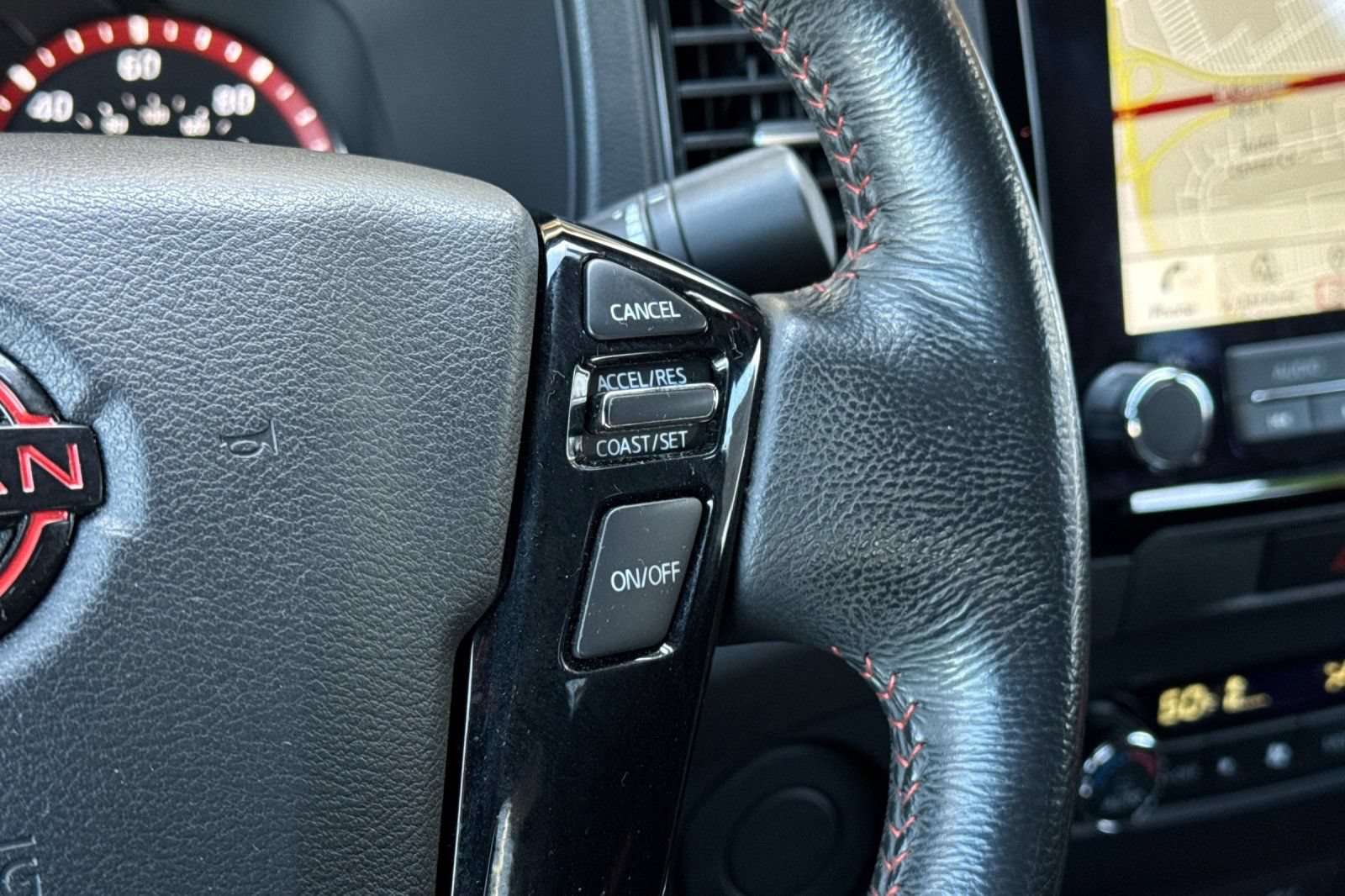 Used 2022 Nissan Frontier Pro-X RWD image 27