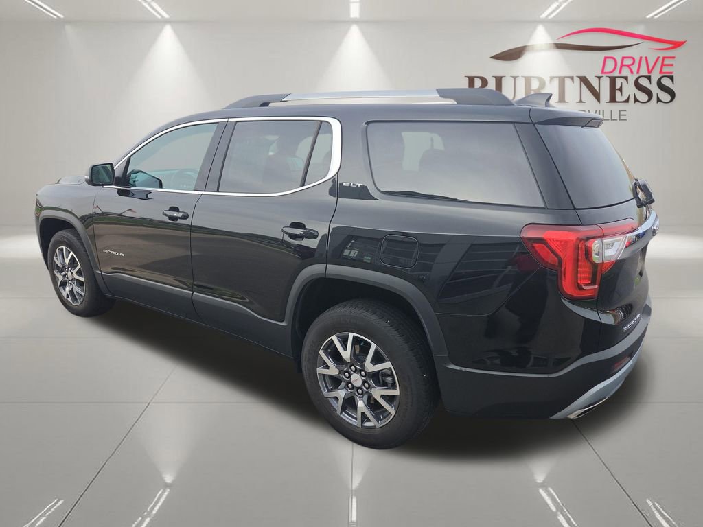 Certified 2023 GMC Acadia SLT w/ Trailering Package image 6