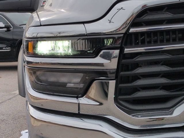 New 2026 RAM 3500 Tradesman AWD/4WD image 9