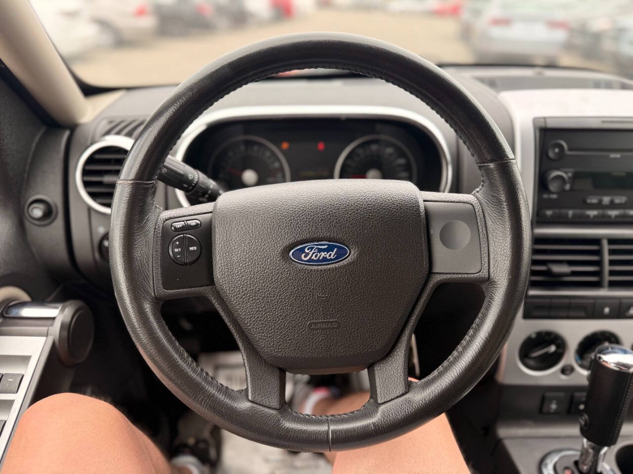 Used 2007 Ford Explorer XLT AWD/4WD image 31