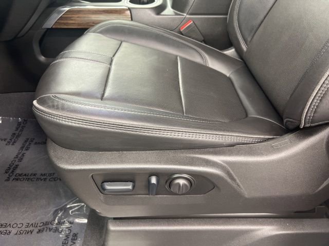 Used 2023 Chevrolet Silverado 3500 High Country w/ Technology Package image 16