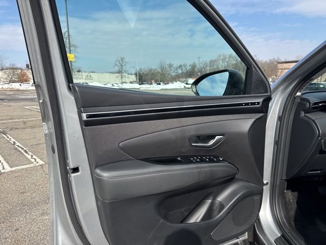 Used 2024 Hyundai Tucson Limited image 38