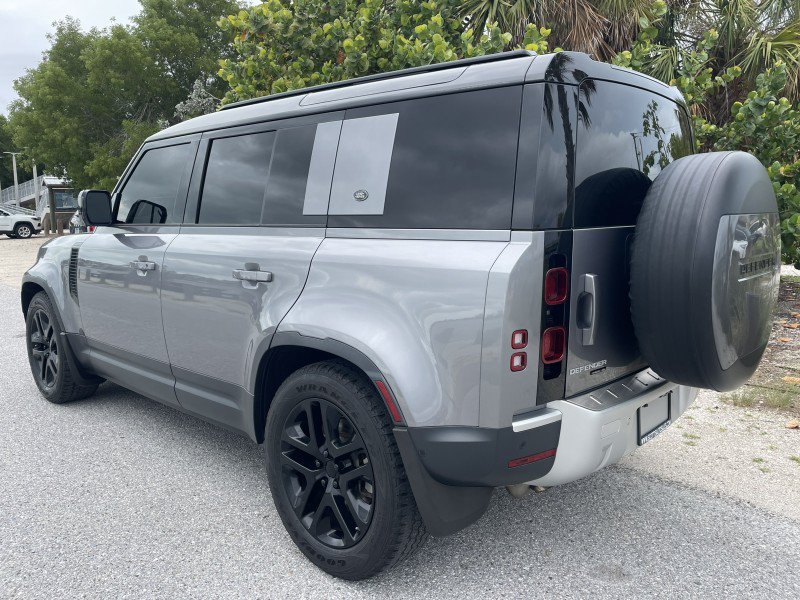 Used 2020 Land Rover Defender 110 SE AWD/4WD image 5