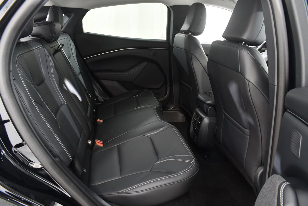 Used 2025 Ford Mustang Mach-E Premium AWD/4WD image 19