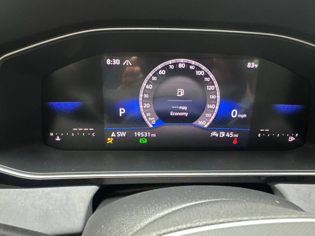 Used 2025 Volkswagen Jetta SE FWD image 58