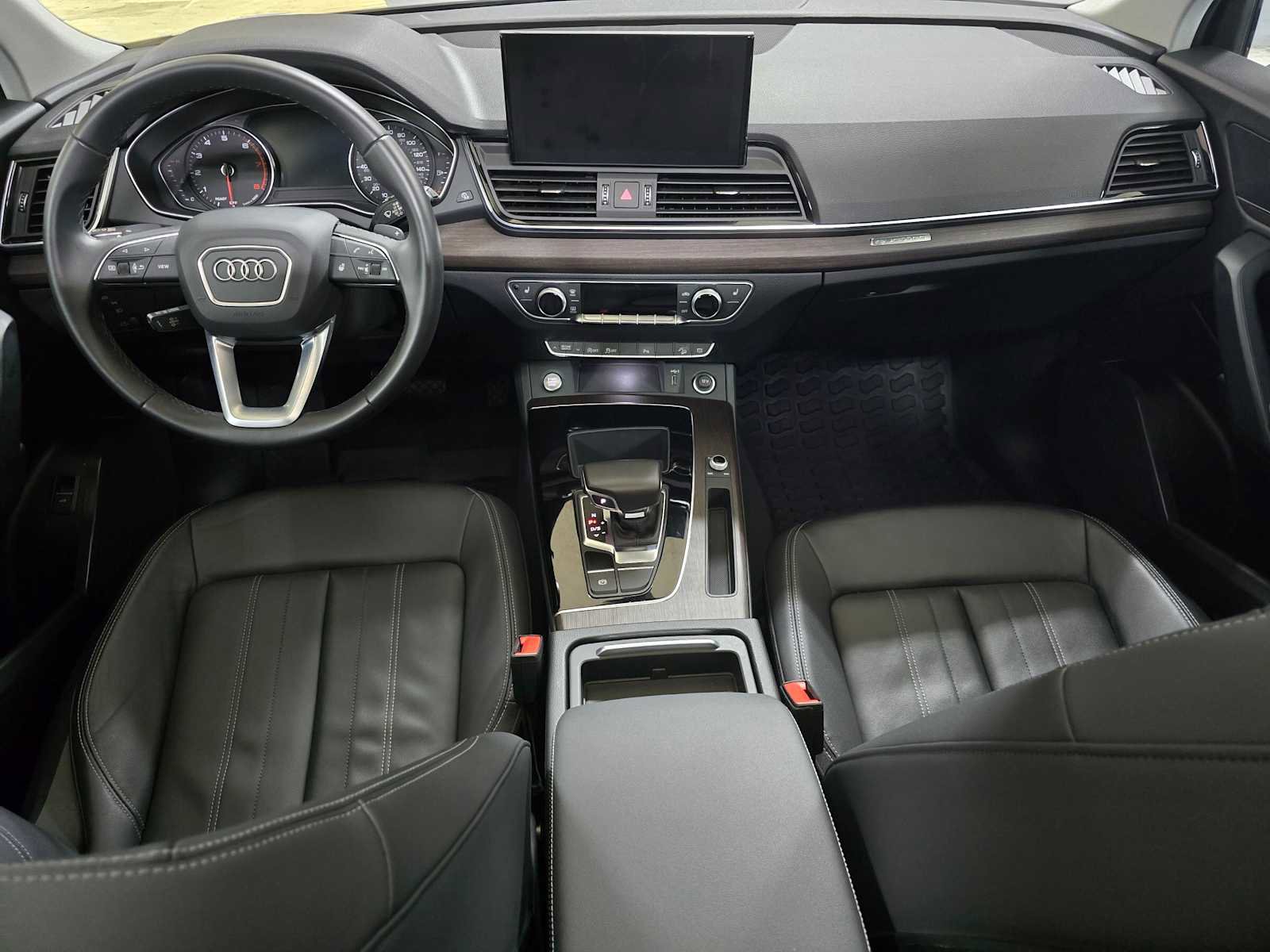 Used 2022 Audi Q5 2.0T Premium w/ Convenience Package image 18