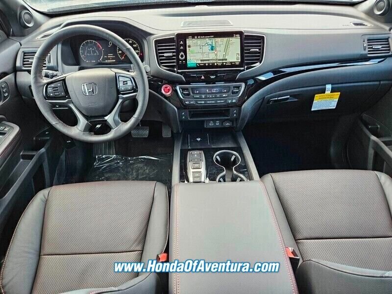 New 2025 Honda Ridgeline Black Edition image 10