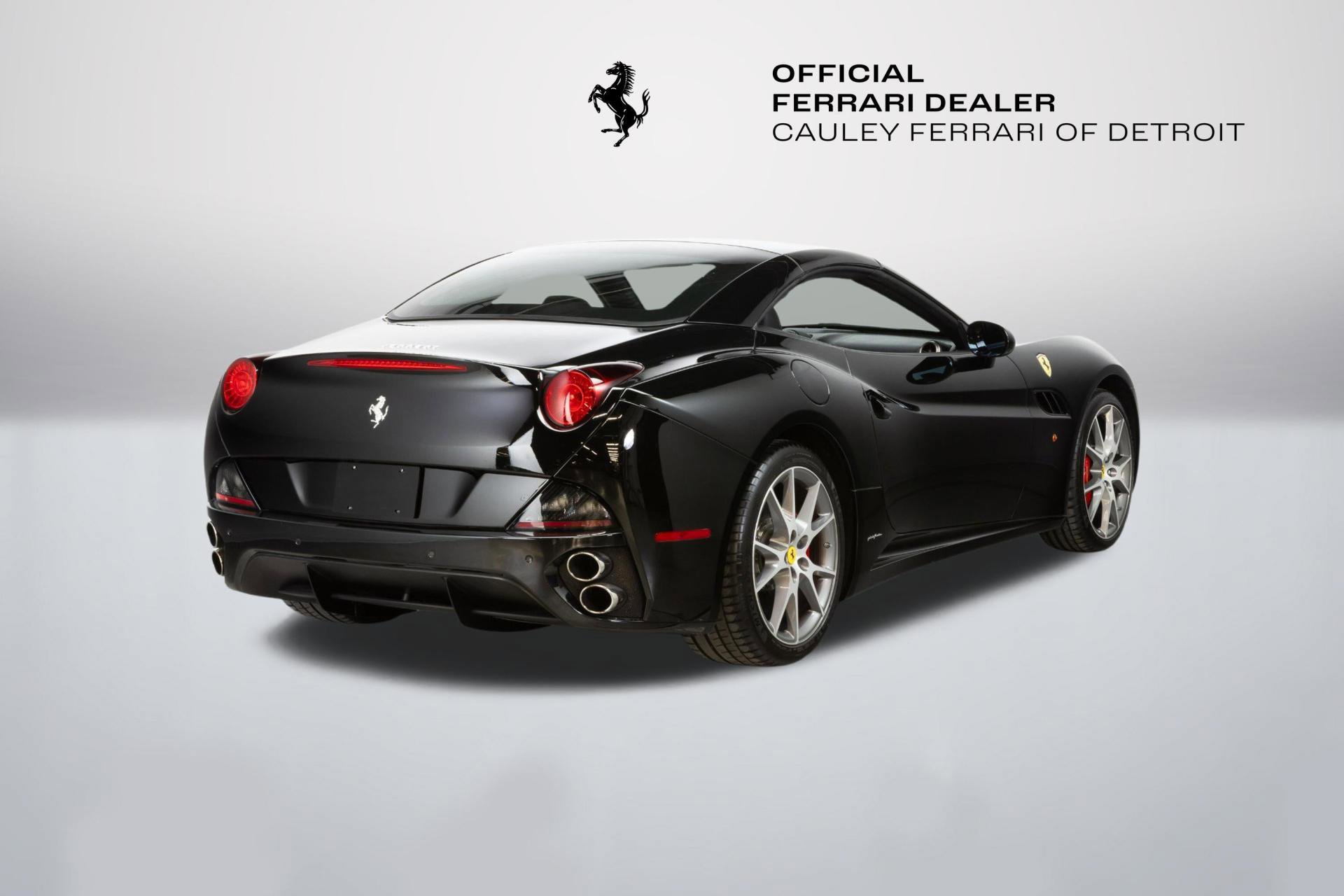 Used 2010 Ferrari California image 15