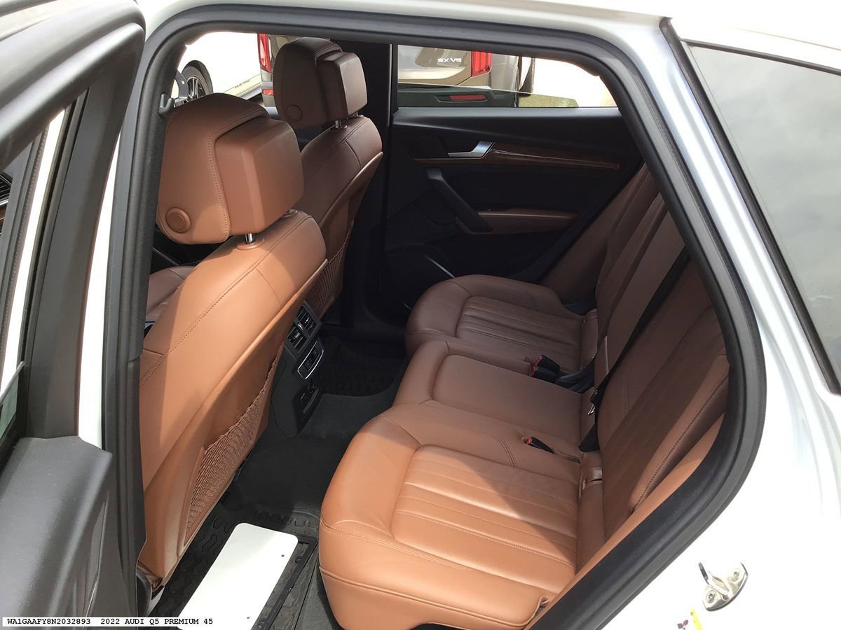 Used 2022 Audi Q5 2.0T Premium AWD/4WD image 13