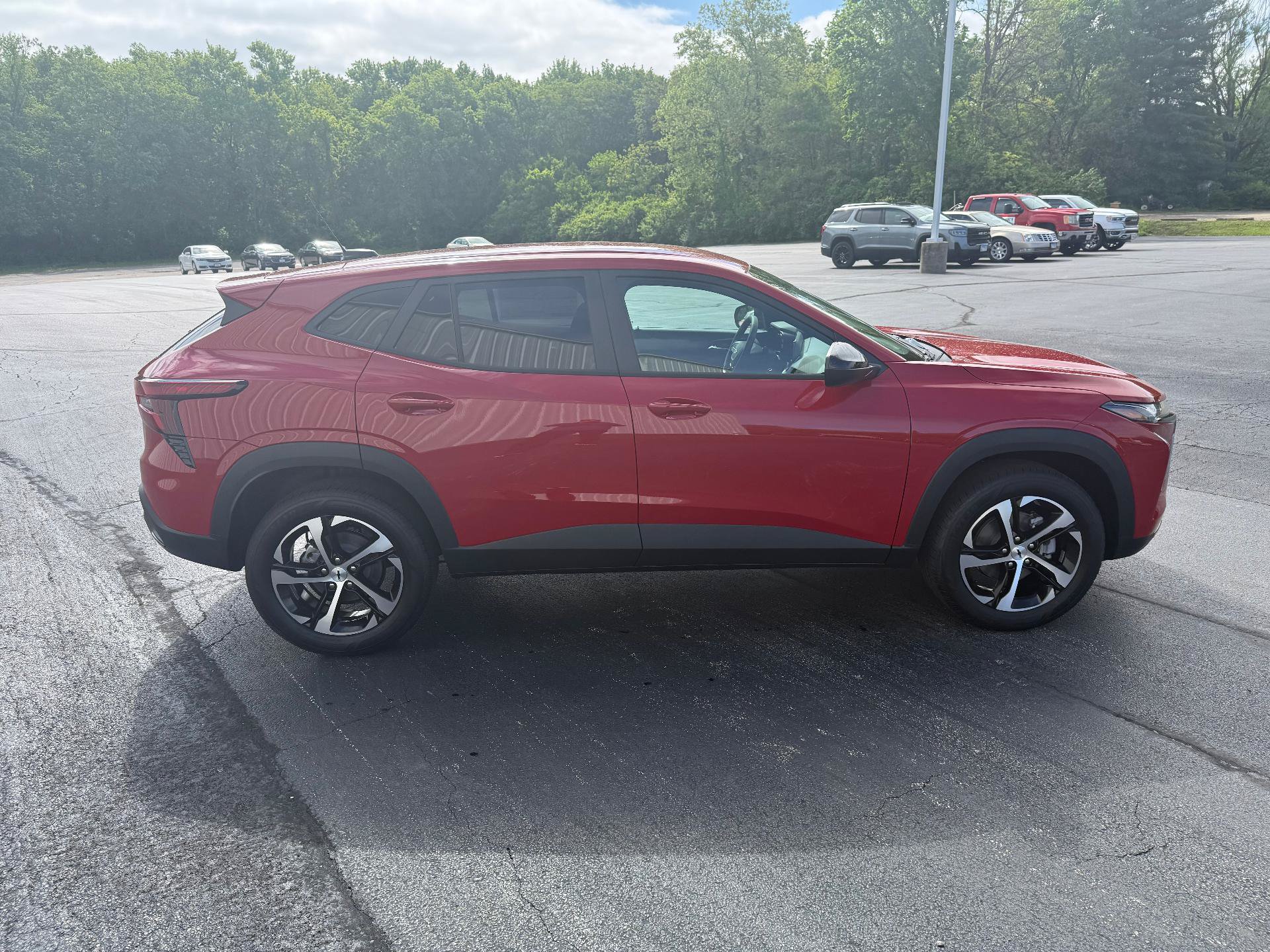 New 2026 Chevrolet Trax RS FWD image 6