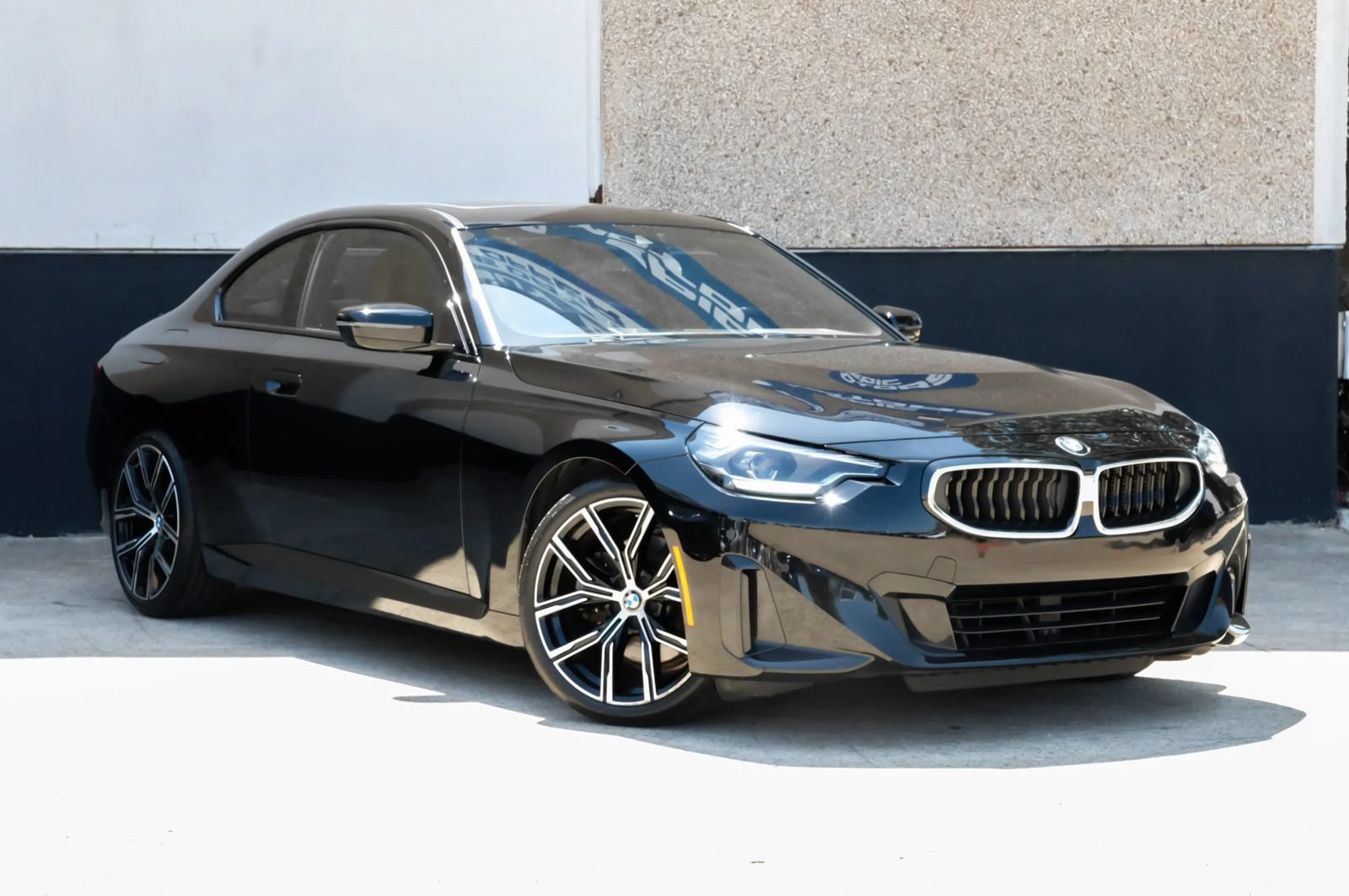 Used 2024 BMW 230i Coupe w/ Convenience Package RWD image 6