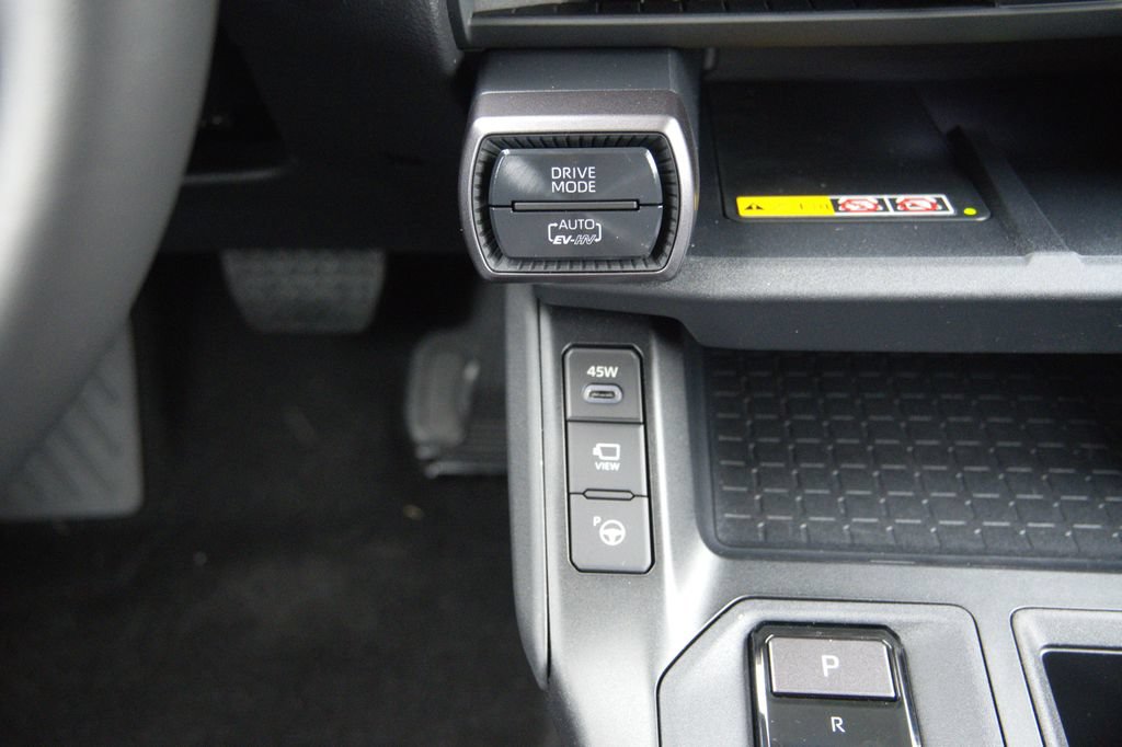 New 2026 Toyota RAV4 XSE AWD/4WD image 25