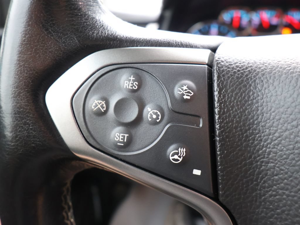 Used 2019 Chevrolet Tahoe LT w/ Luxury Package AWD/4WD image 18