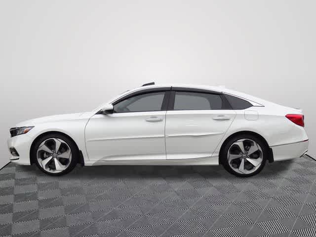 Used 2019 Honda Accord Touring image 2