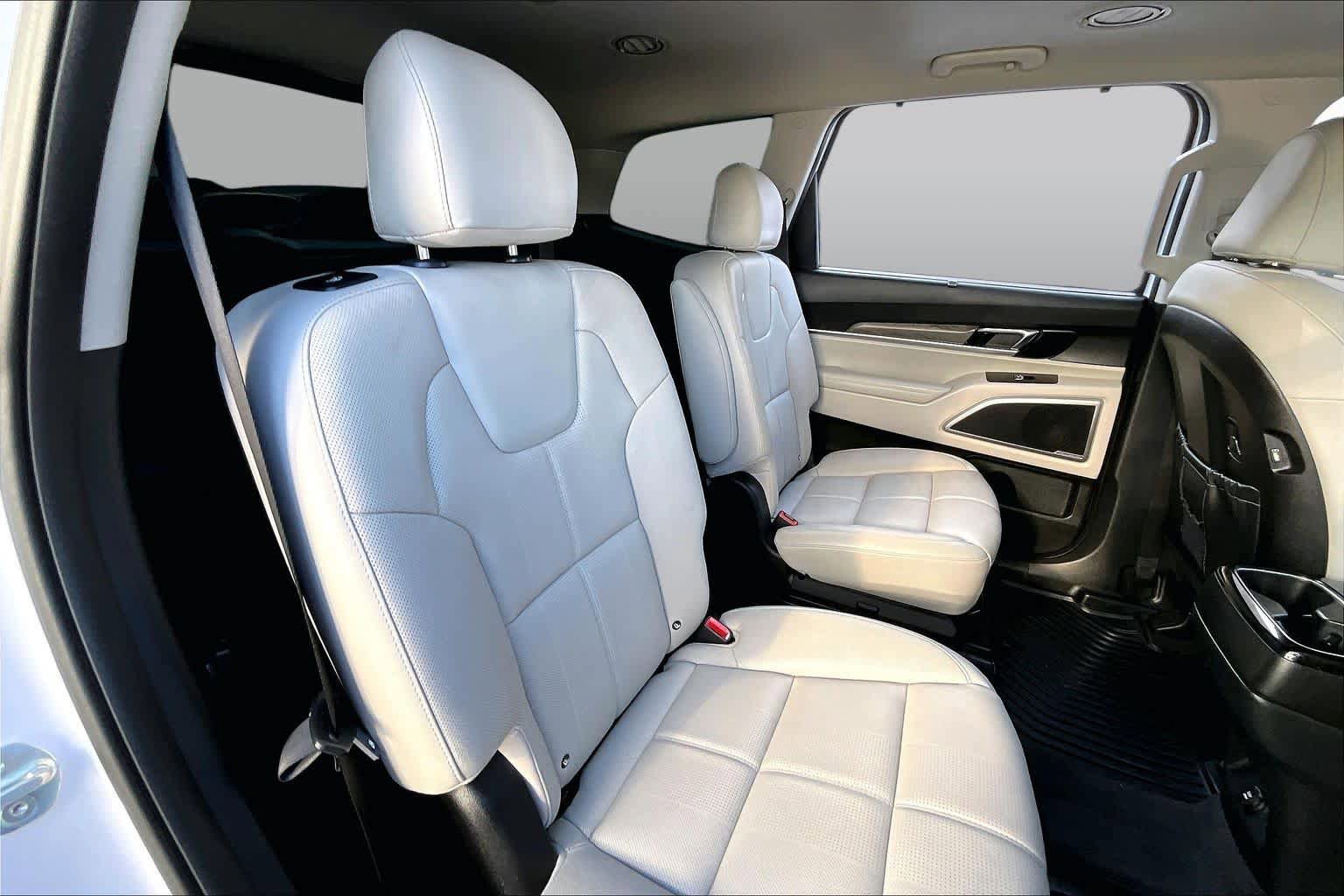 Used 2021 Kia Telluride EX w/ EX Premium Package AWD/4WD image 20