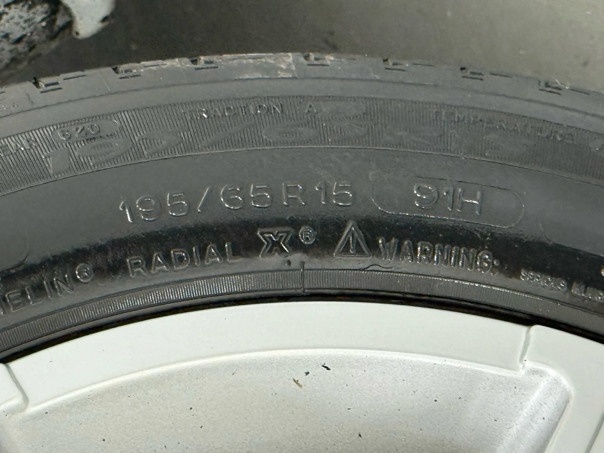 Used 1990 Mercedes-Benz 300 E 3.0 image 87
