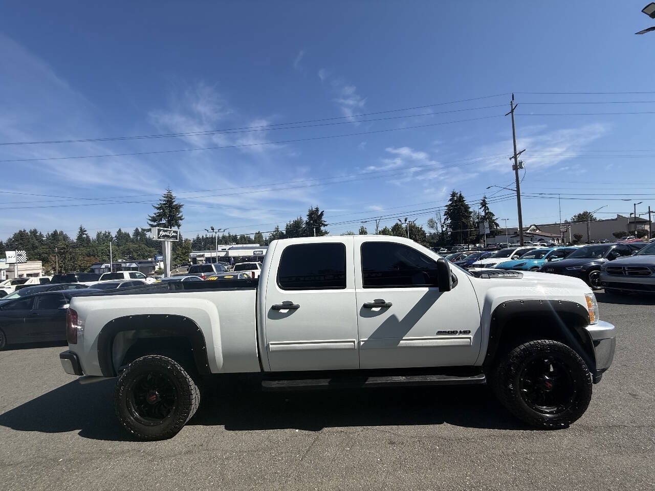 Used 2013 Chevrolet Silverado 2500 LT w/ Interior Plus Package RWD image 6