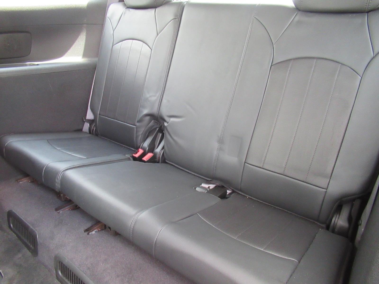 Used 2012 Buick Enclave Premium FWD image 16