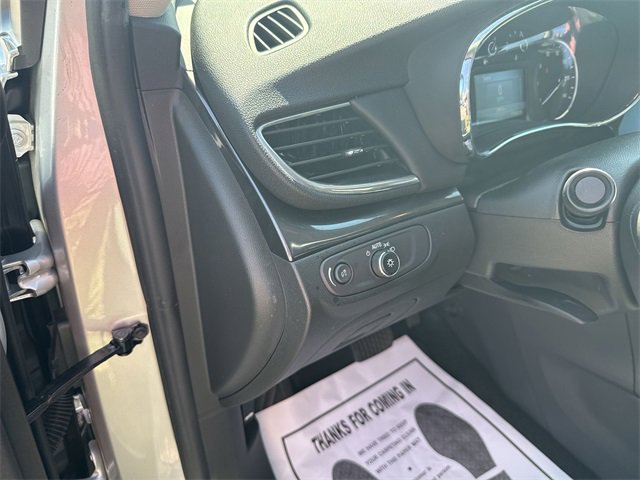 Certified 2022 Buick Encore Preferred w/ Safety Package image 18