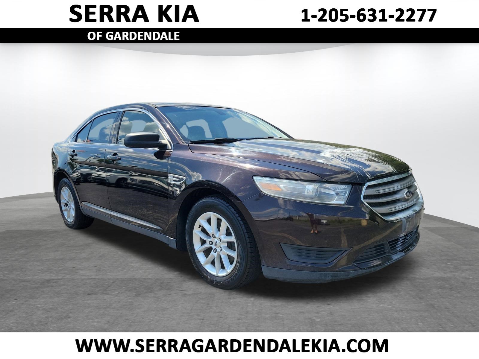 Used 2014 Ford Taurus SE