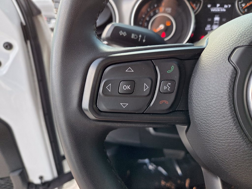 Used 2023 Jeep Gladiator Sport AWD/4WD image 29
