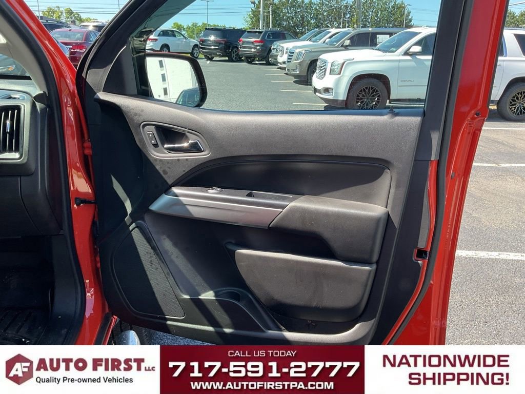 Used 2019 Chevrolet Colorado LT w/ LT Convenience Package AWD/4WD image 16