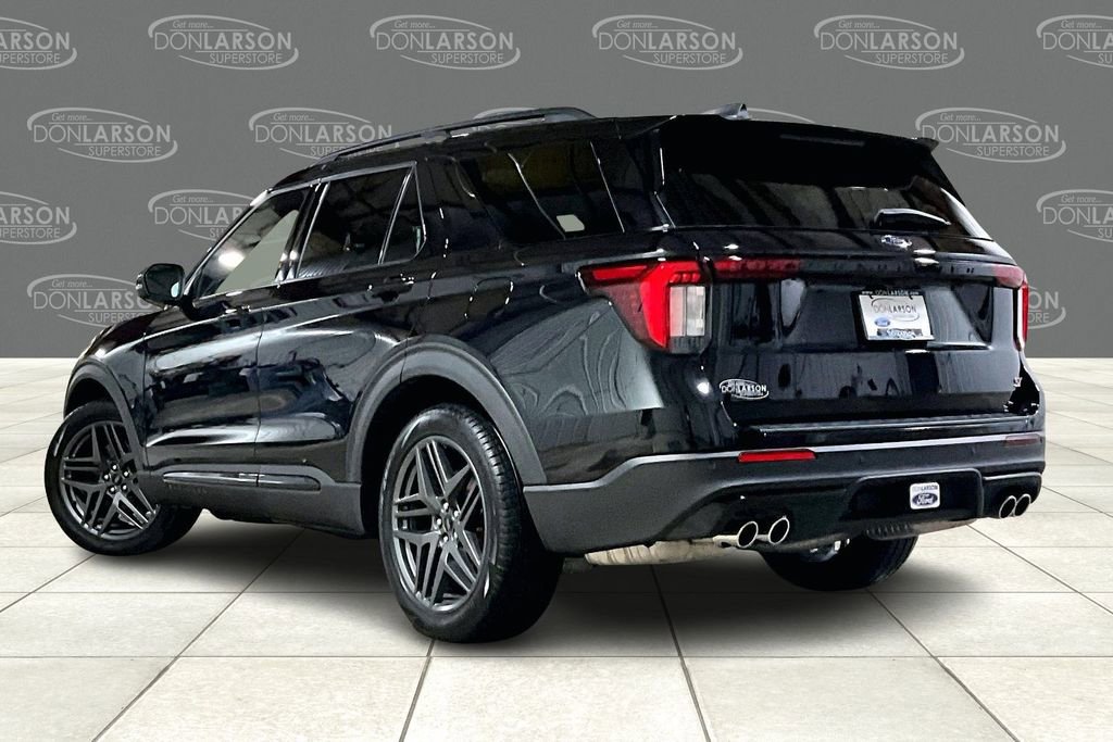 Used 2025 Ford Explorer ST w/ Sun And Sound Package image 5