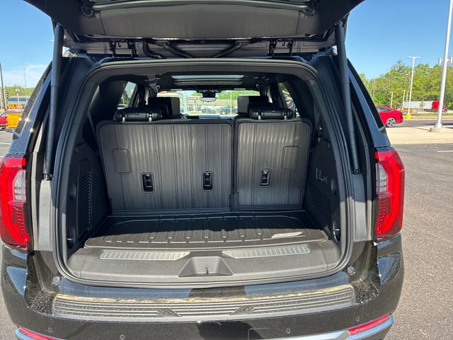 New 2026 GMC Yukon Denali w/ Denali Reserve Package AWD/4WD image 26
