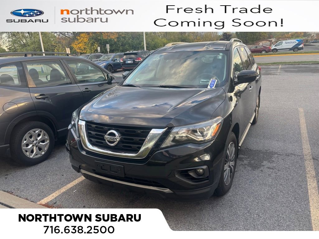 Used 2020 Nissan Pathfinder SV
