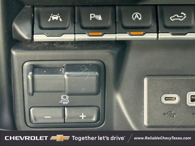 Used 2020 Chevrolet Silverado 1500 LTZ AWD/4WD image 20