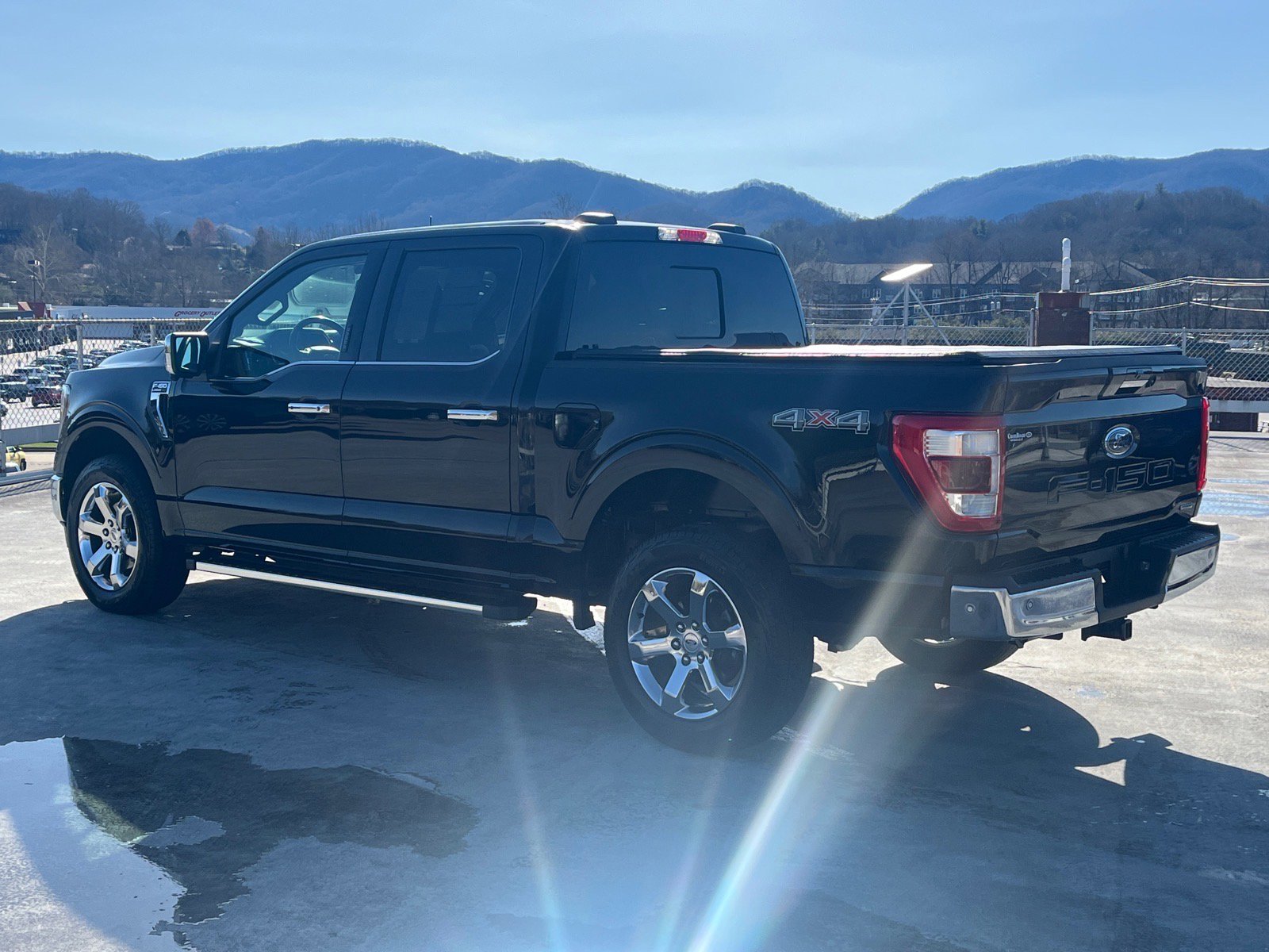 Certified 2023 Ford F150 Lariat w/ Equipment Group 502A High AWD/4WD image 5