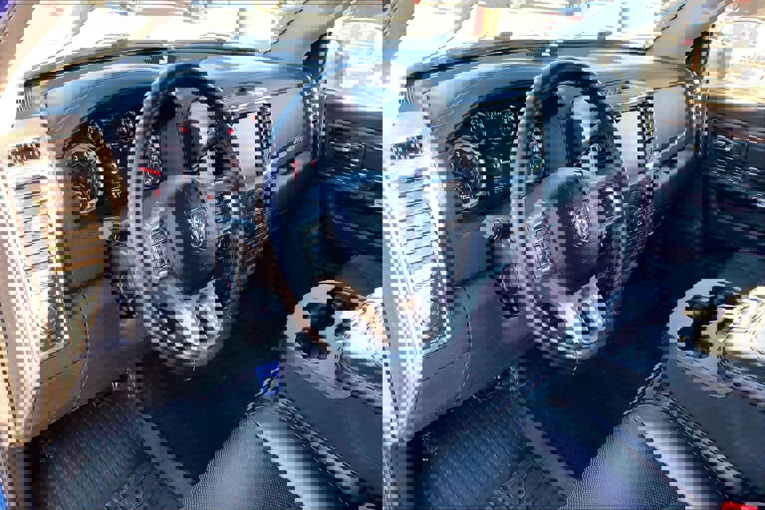 Used 2016 RAM 2500 Laramie image 18