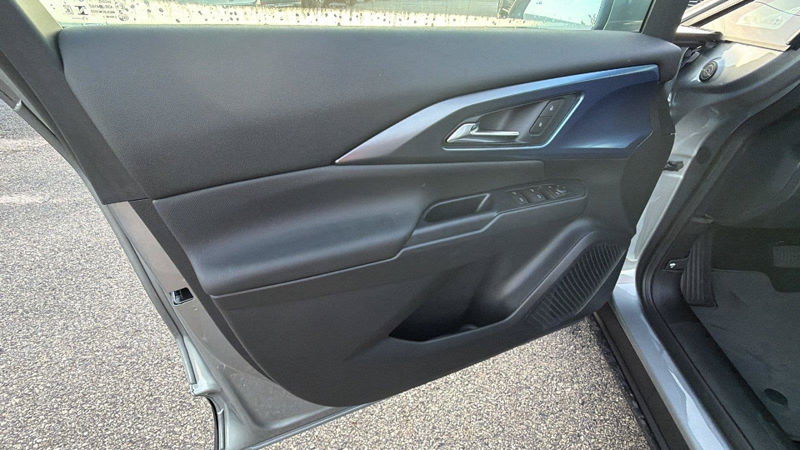 New 2026 Chevrolet Equinox EV LT FWD image 14