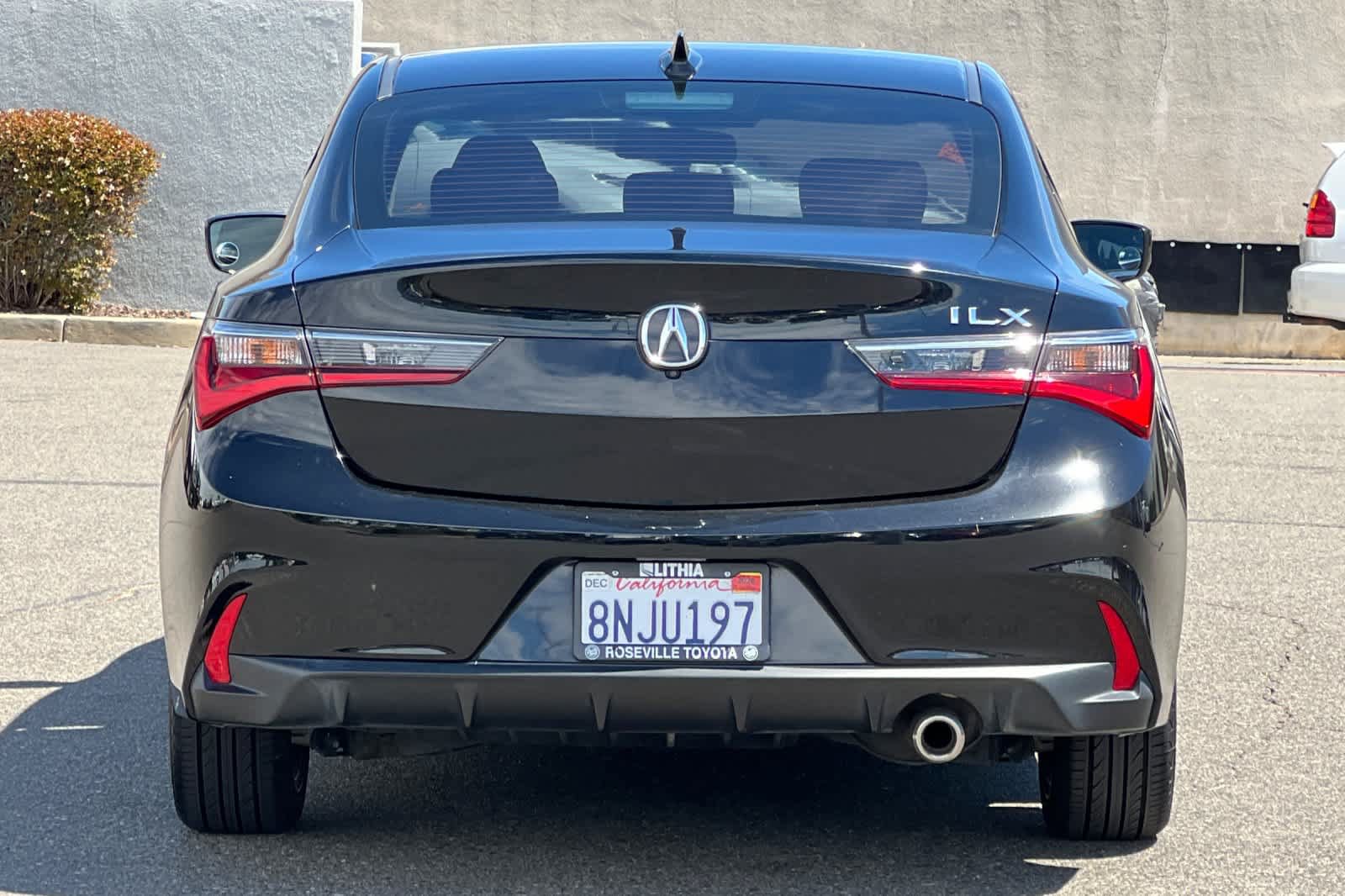 Used 2019 Acura ILX FWD image 8