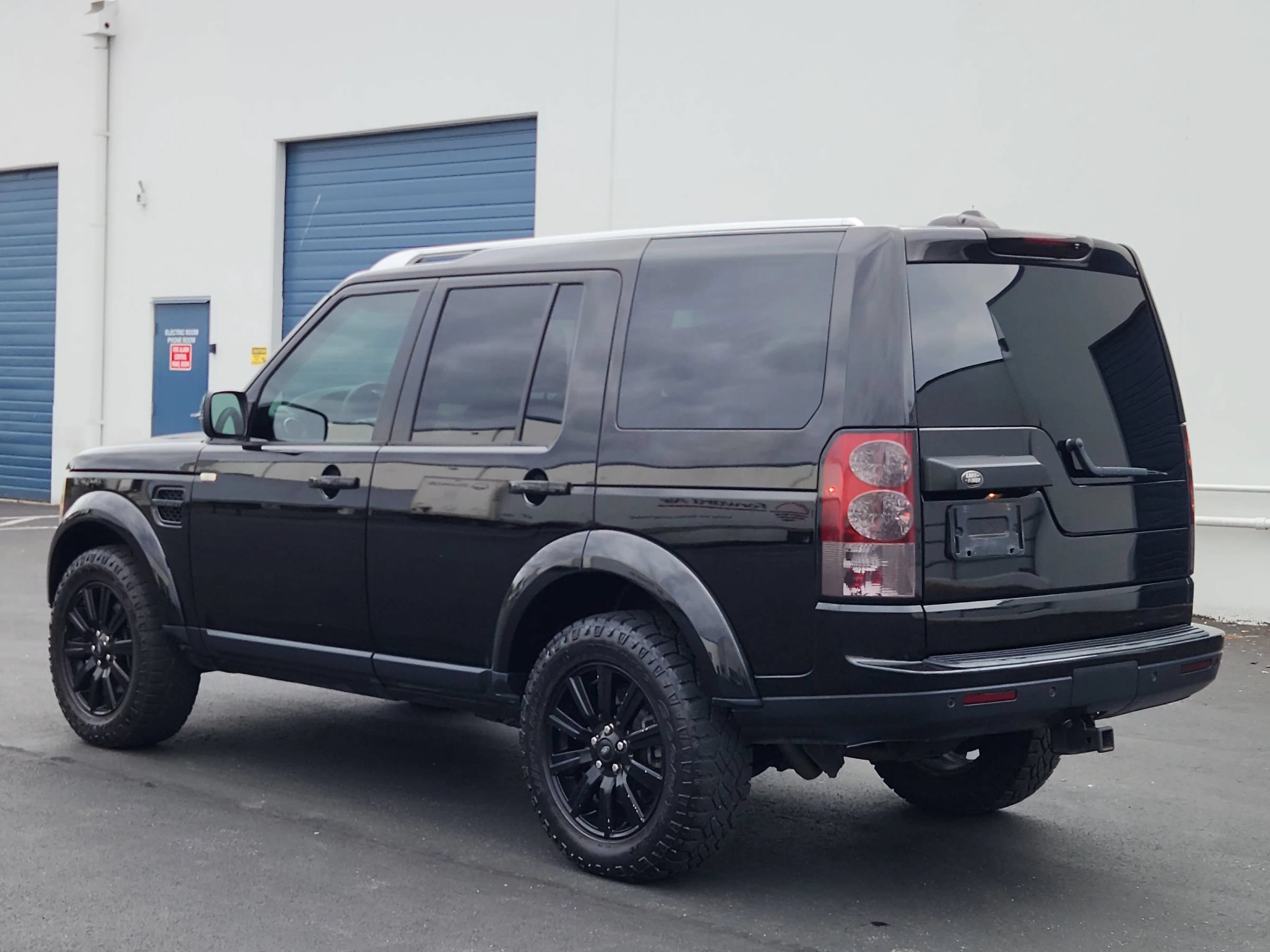 Used 2012 Land Rover LR4 HSE LUX AWD/4WD image 3